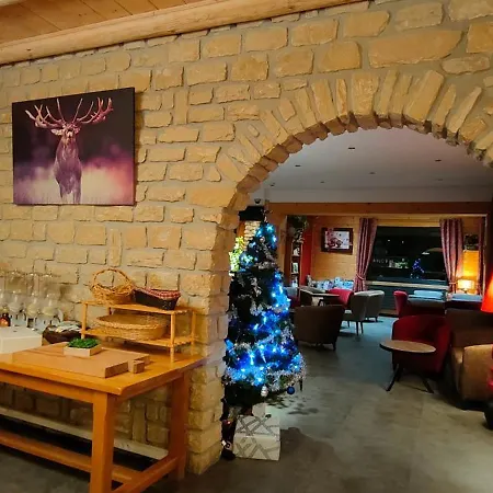 Hotel Logis Les Playes 3*