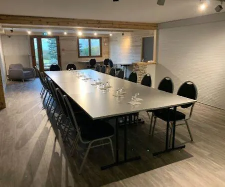 Hotel Logis Les Playes